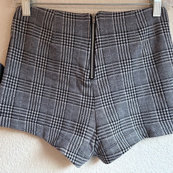 Forever 21 Women's High Waisted Plaid Shorts NWT Small - Picture 3 of 6